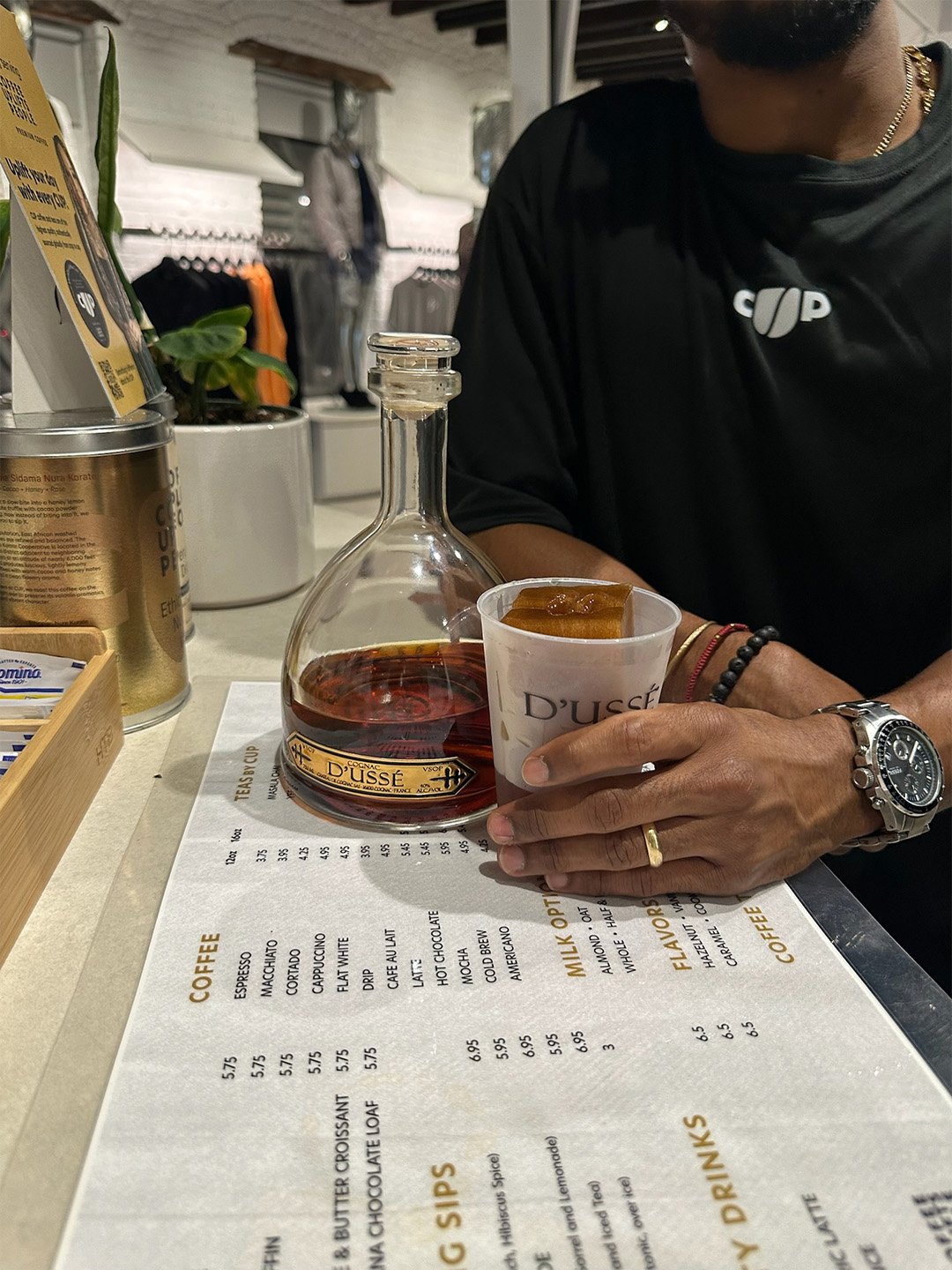 dusse-vsop-cup-coffee-cube-consumer-experience-product-innovation